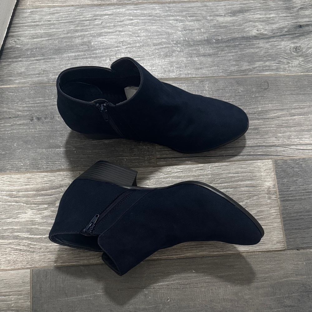 Style & Co Wileyyf1 Navy Suede Ankle Boots
